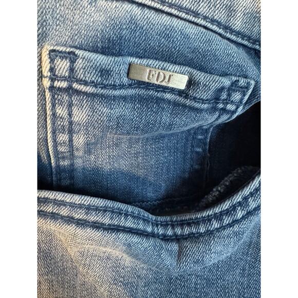 FDJ French Dressing Suzanne Crop Jeans - Size 8 - Picture 7 of 10